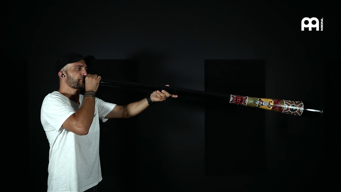 Travel Didgeridoo, Black video