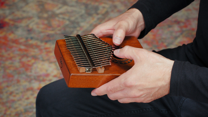 Sound Hole Designer Kalimba, Sun video